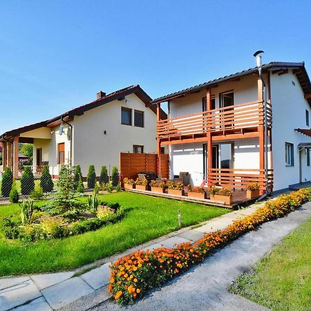 Holiday House With Garden, Lake View, Dabrowica Dabrowica  Kültér fotó